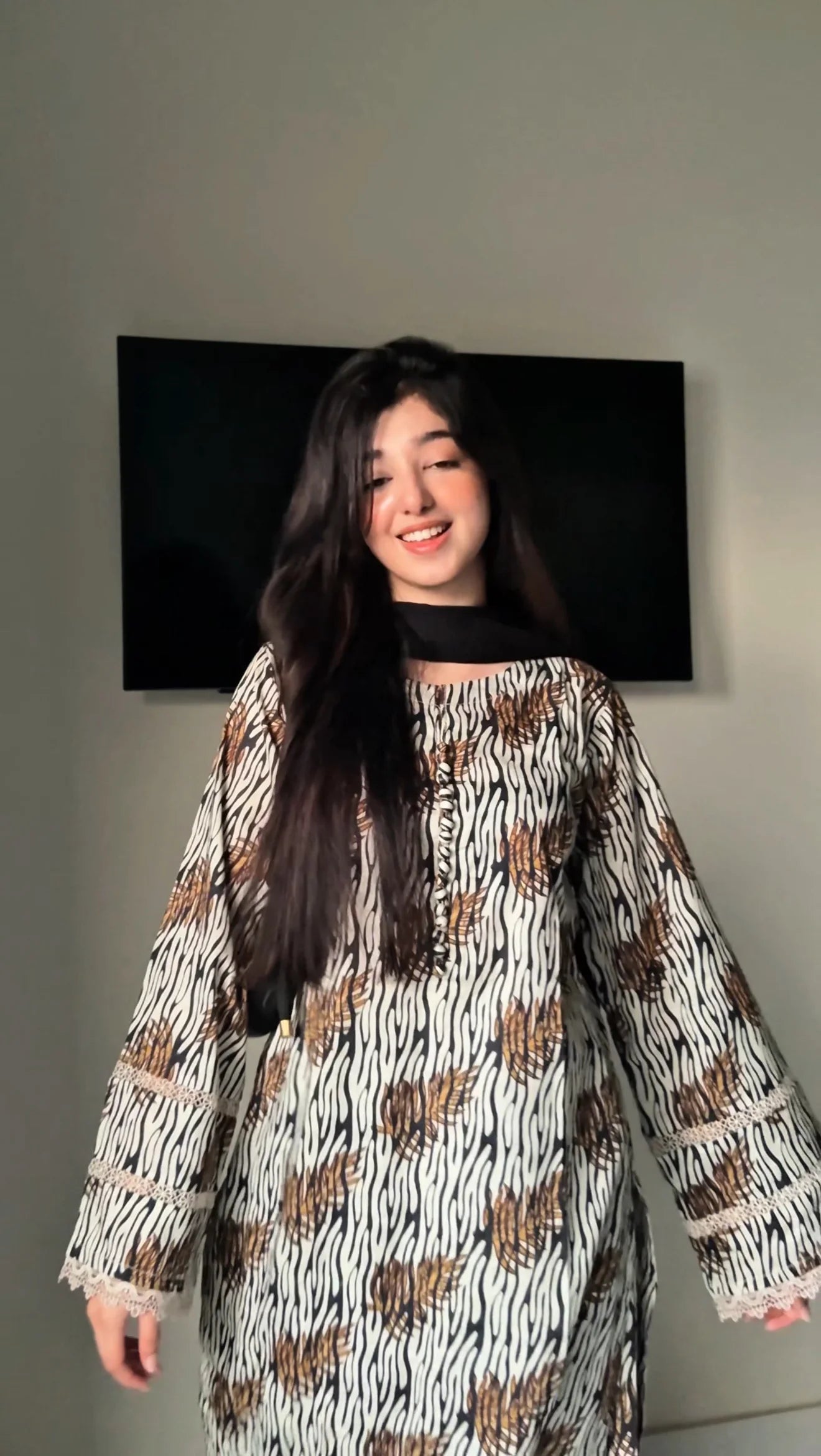 3 Piece Lawn Suit – Zebra & Leaf Print